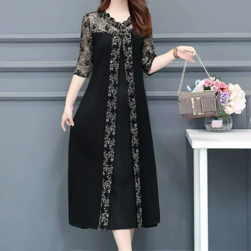 

Women's Long Dress Women Summer Temperament Loose Five-point Sleeves Lace Print V-neck Large Size Black Party Dress