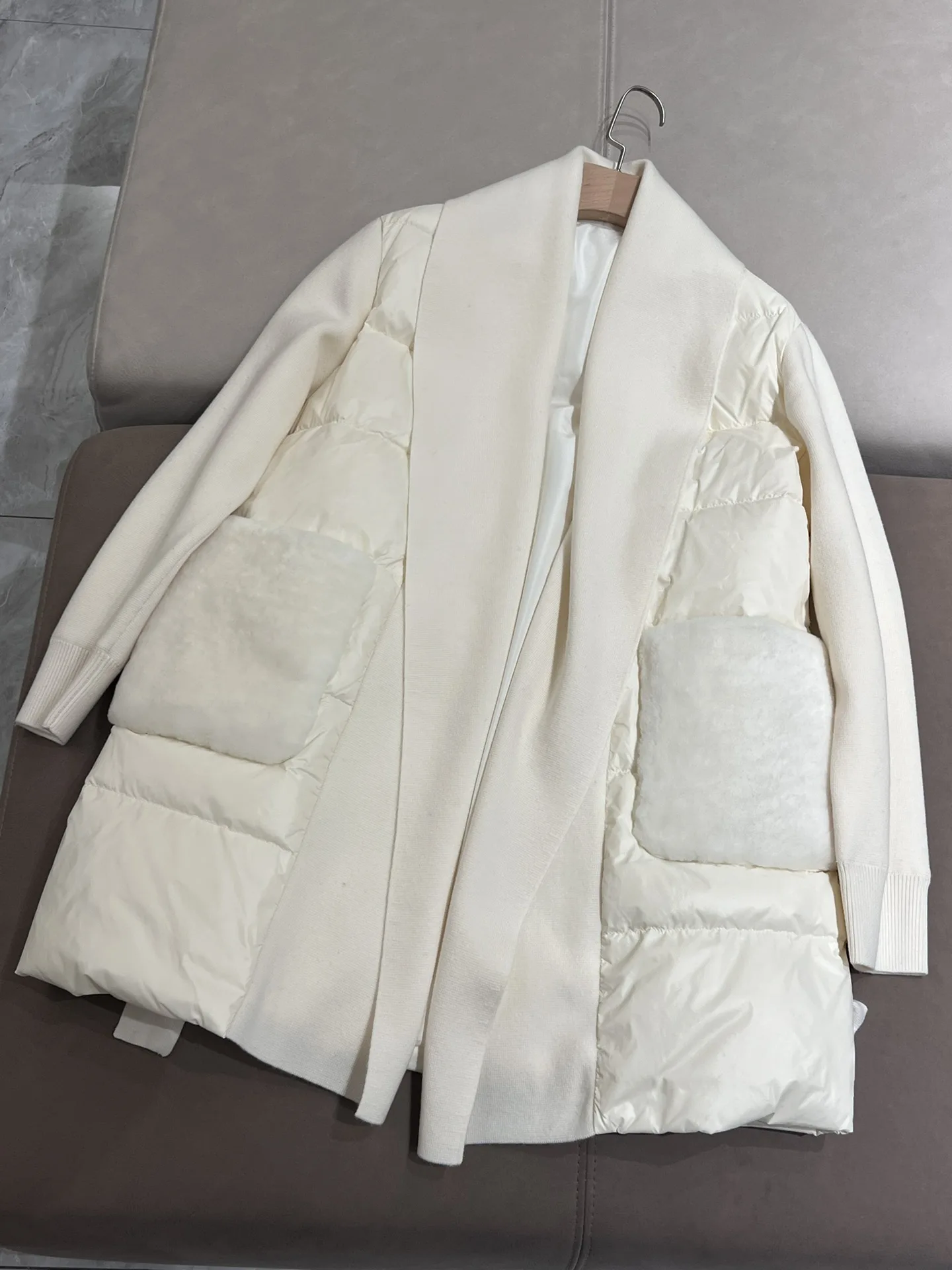 Doudoune en cachemire avec ceinture pour femme, manteau à manches avec ceinture, vêtements décontractés pour femme, tissu d'hiver pour garder au chaud, veste en duvet d'oie LP