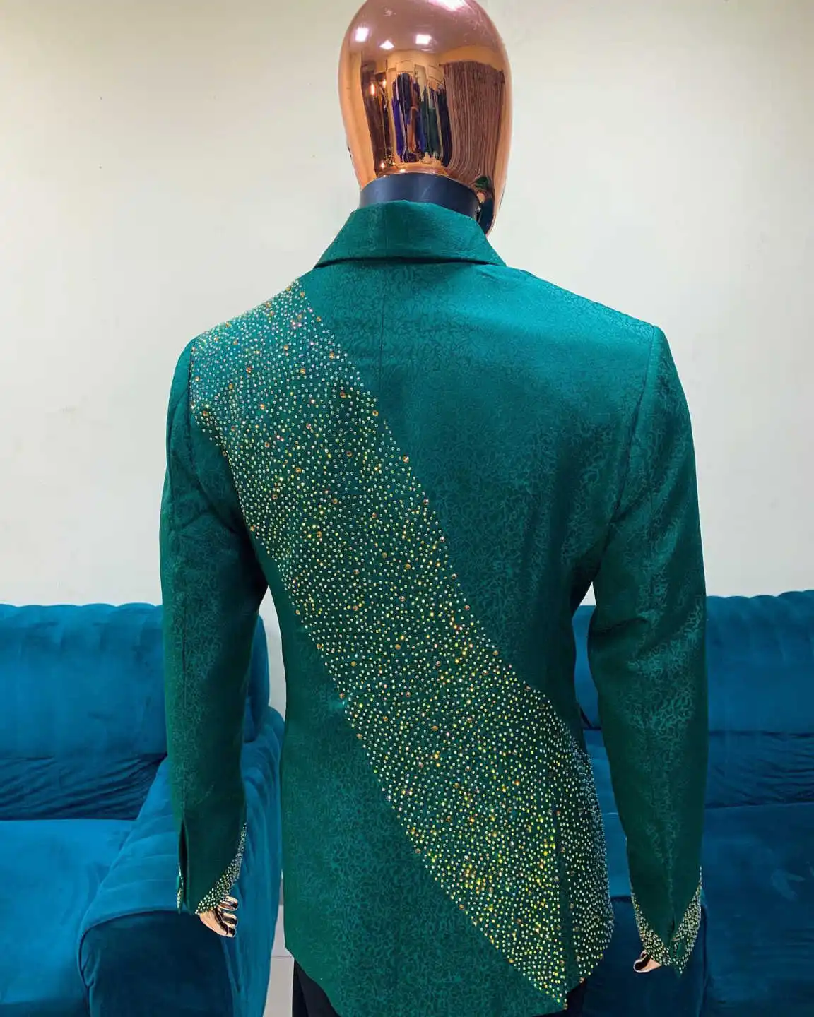 Luxurious Jacquard Men Suits One Button Shawl Lapel Jacket Blazer Beadeds Plus Size Dinner Party Custom Made Outfits