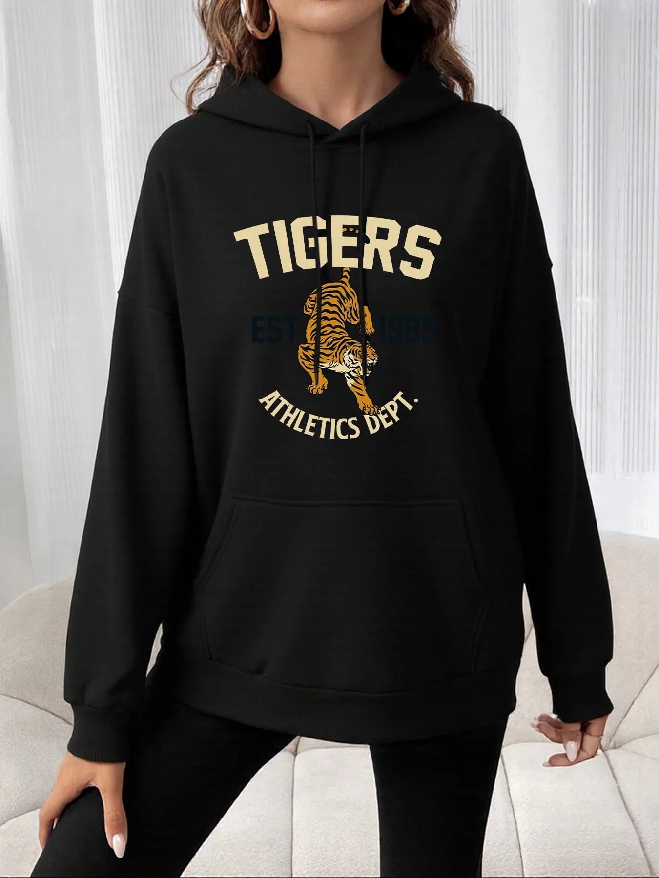 Tigers Est 1985 Sport Print Women Hoodie Autumn Casual Pullover Loose Fleece Sportswear Fashion Hip Hop Streetwear All-Match