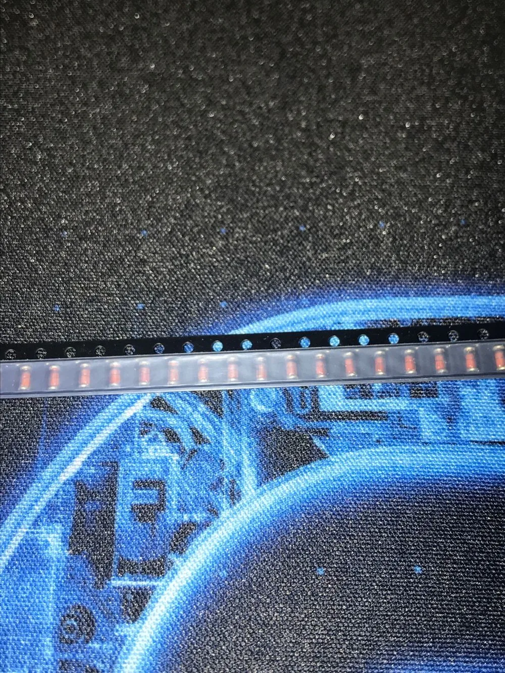 50 PZ/LOTTO LS4148 LL34 SMD Nuovo originale In Azione