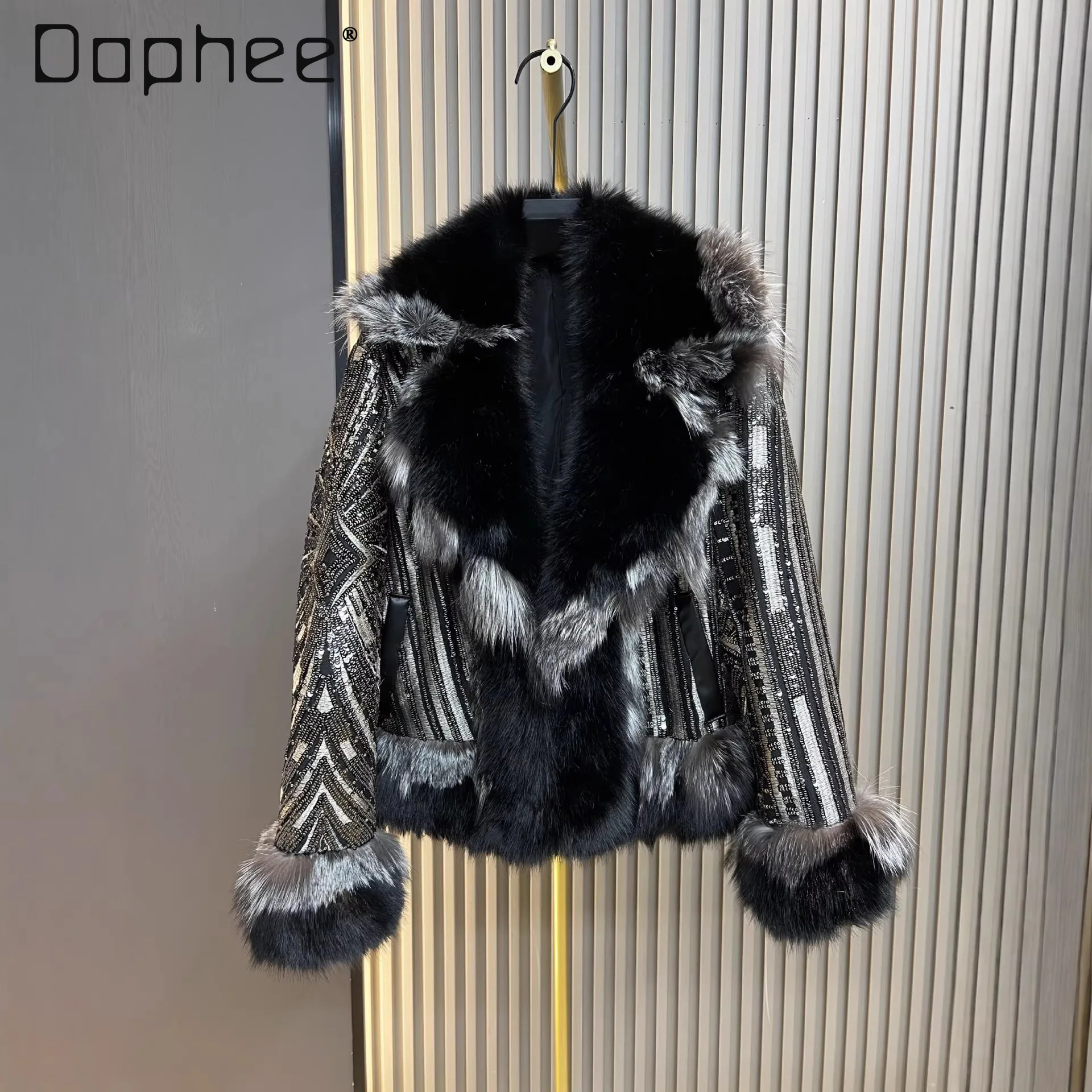 

Новая зимняя модная шуба из искусственного меха для женщин, короткая, с пайетками, в молодежном стиле, трендовая куртка, женская зимняя куртка