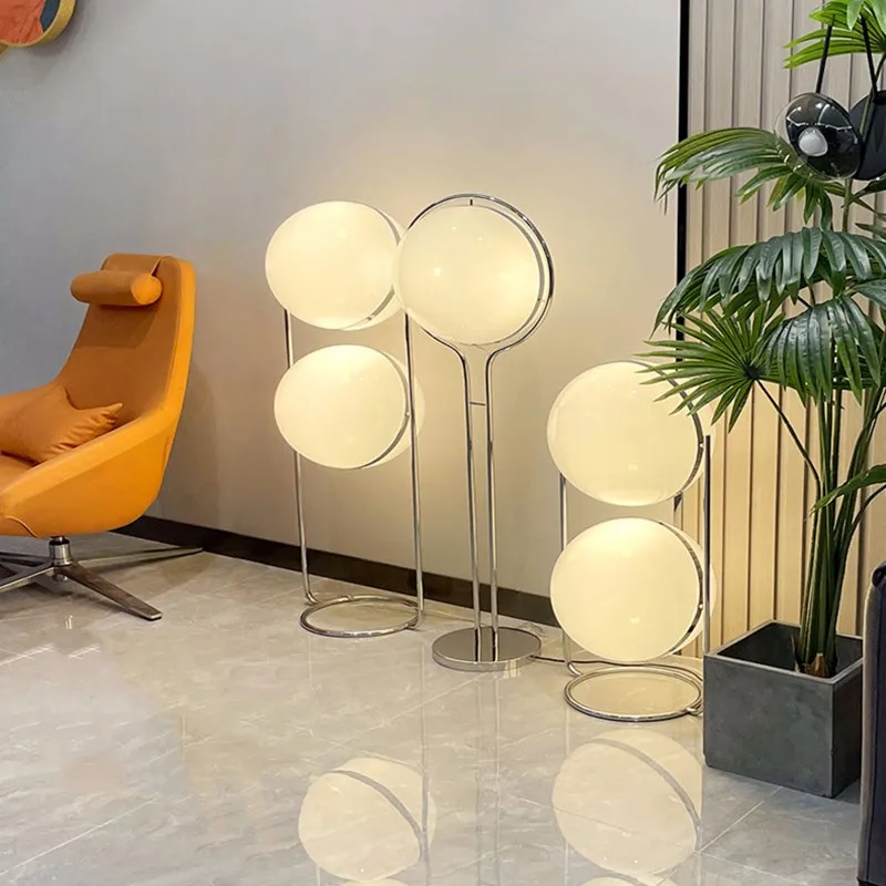 W nowym stylu lampa LED podłogowa Chrome Metal salon pokój hotelowy oświetlenie podłogowe biała kulka akrylowa Home Art Deco Dropshipping