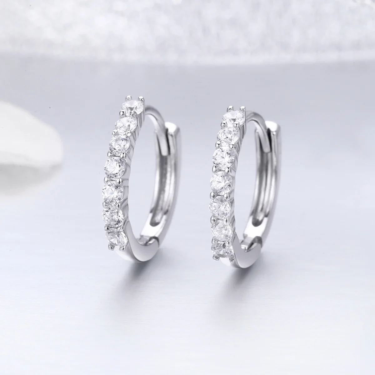 Rose gold color earring 925 silver hoop earring with zircon