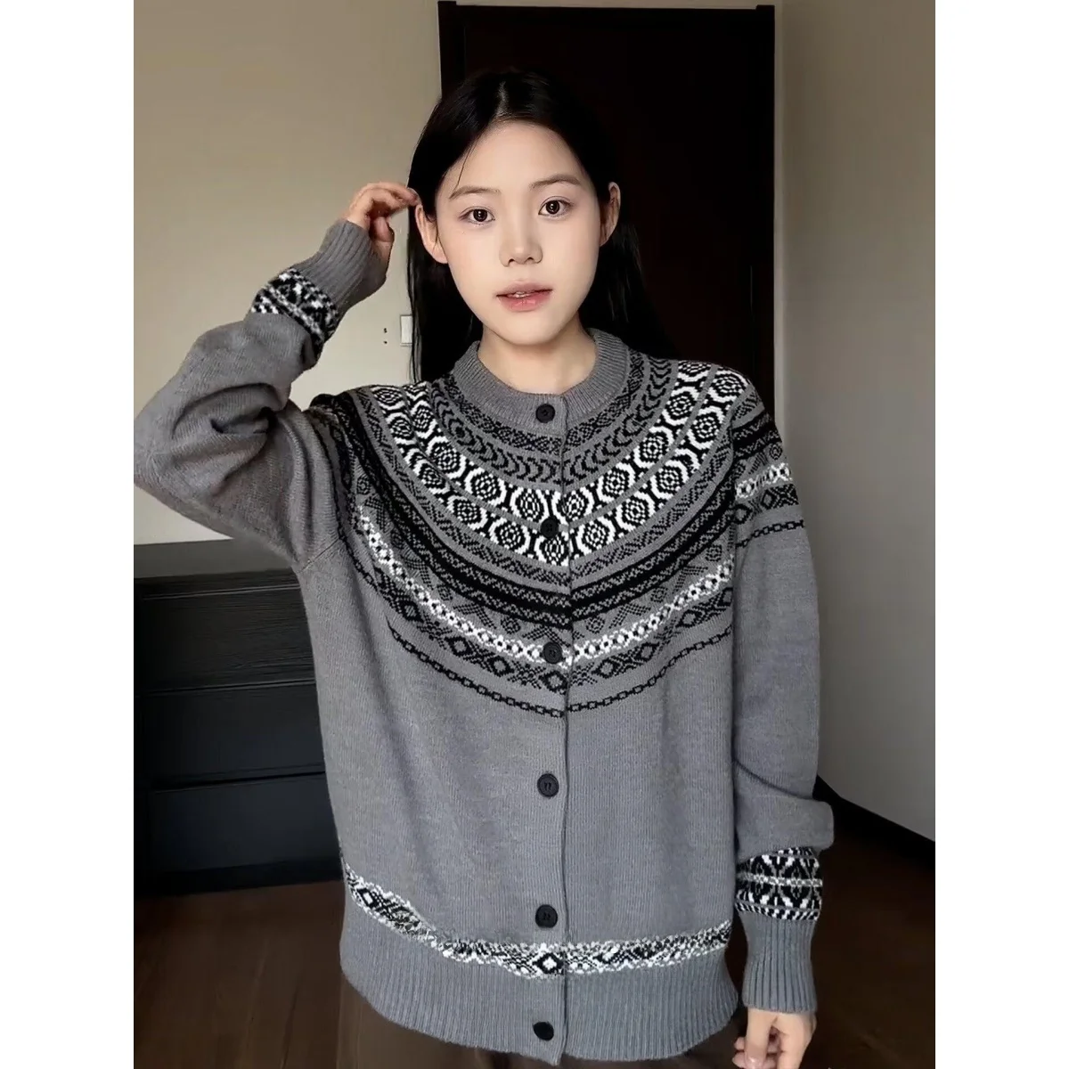 سترة محبوكة من American Sle V-Ne للرجال، لون كاجوال فضفاض مناسب للشتاء، ملابس خارجية من ألياف البوليستر الناعمة #1