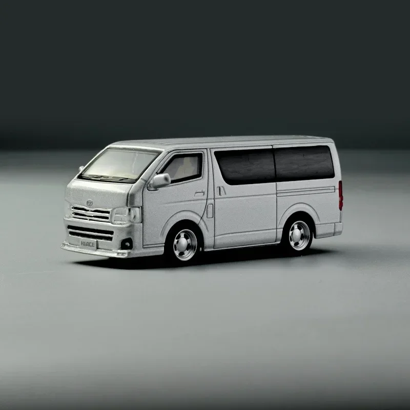 Modelo de coche de aleación MPV Hiace 1:64, juguete de Metal fundido a presión, Mini vehículo, modelo de simulación, escala en miniatura, regalos para niños, decoración