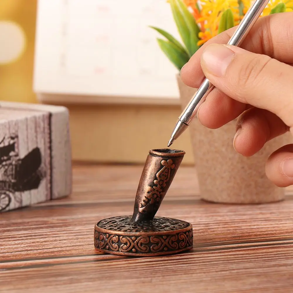 1pc Gift School Office Supplies Round Base Writing Accessories Pen Holder Vintage European Style Metal Pen Clips
