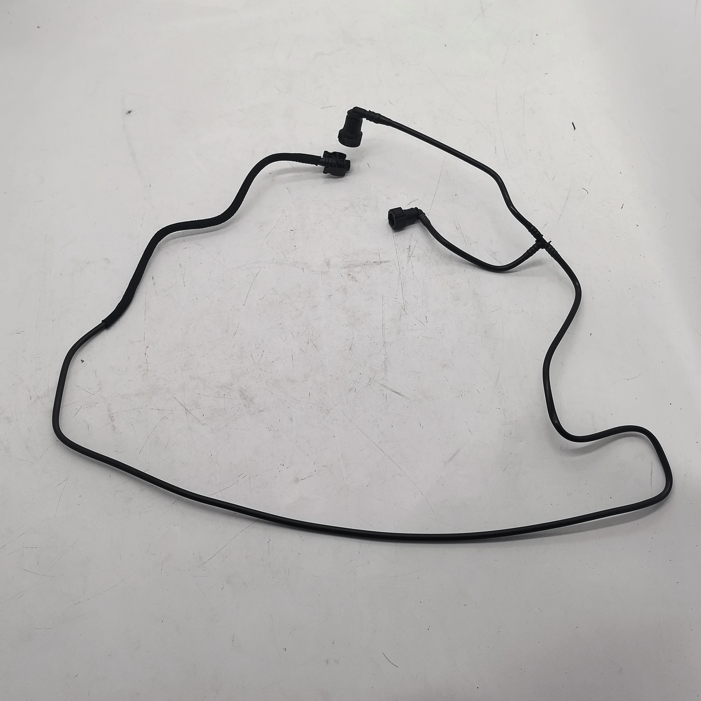 

For VOLVO SV60 80 XC60 radiator return water pipe