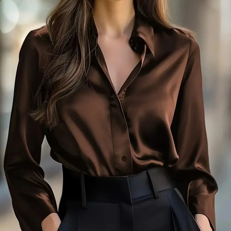 قميص نسائي أنيق بأكمام طويلة وأزرار قميص نسائي جديد من الساتان بلوزة كلاسيكية بأكمام طويلة ملابس سوداء لخريف 2025