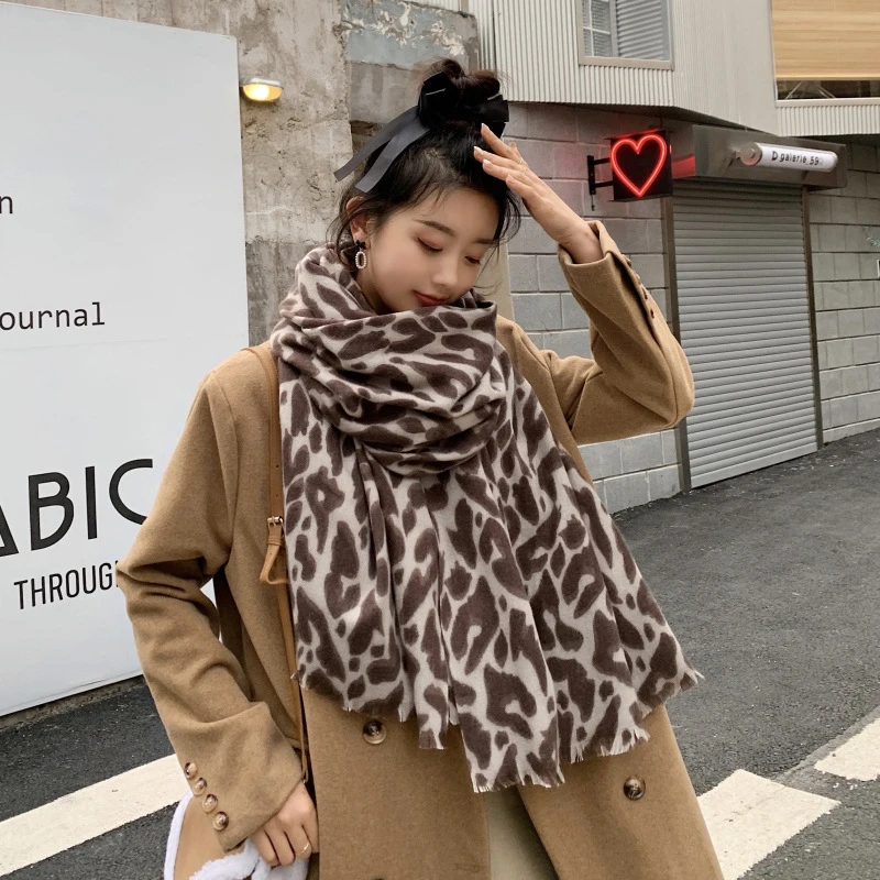 Elegant Scarf For Women Imitation Cashmere Vintage Wild Leopard Winter Double Sided Warm Female Thick Blanket Long Wrap Shawl