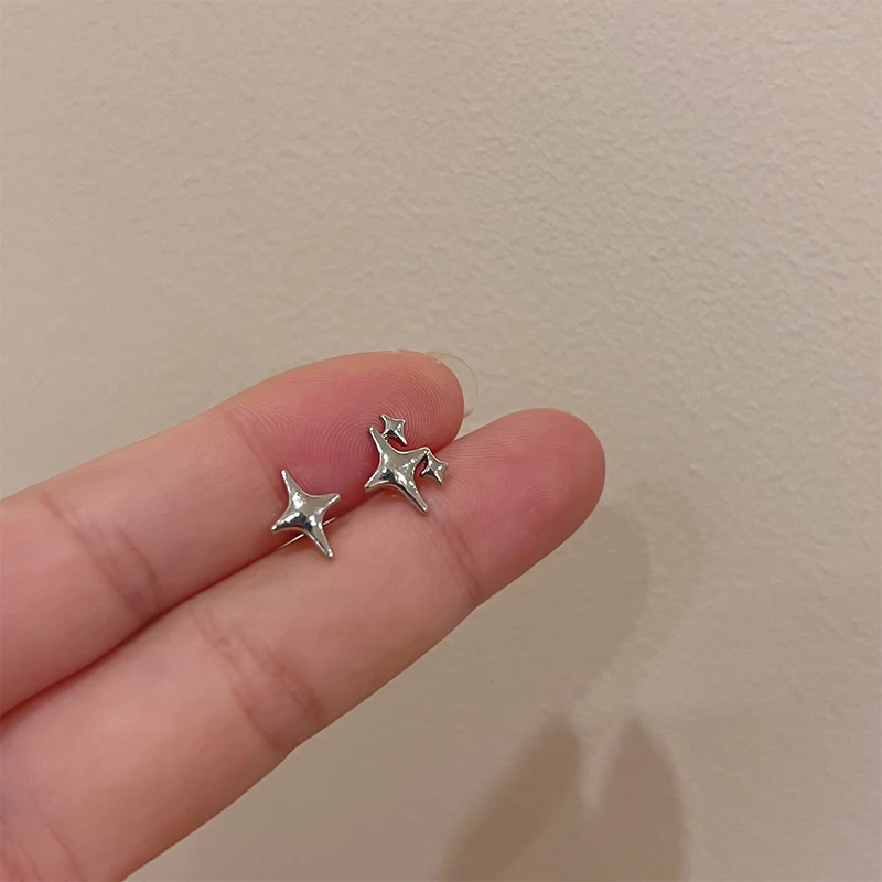 Hollow Pentagram Stud Earrings 2