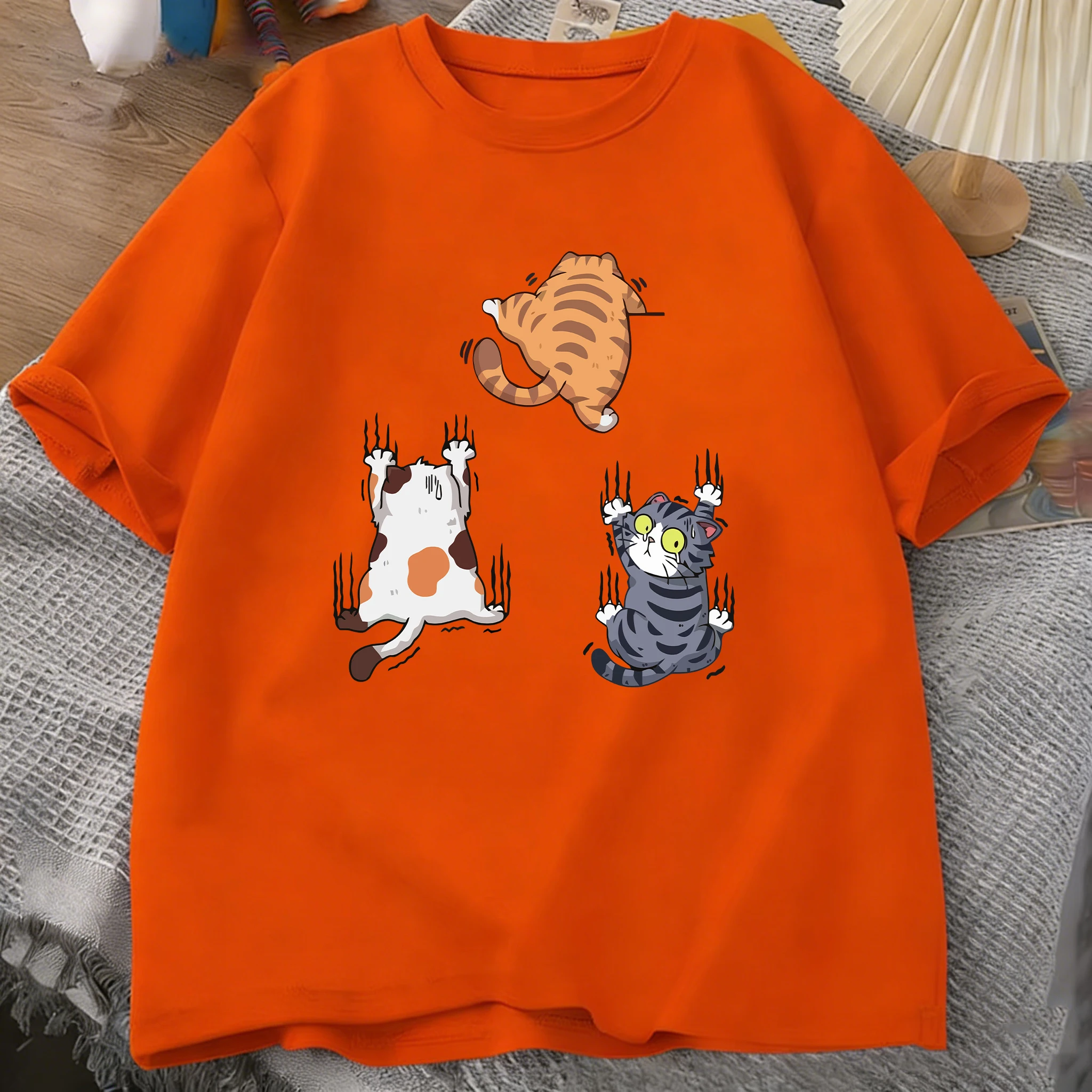 Three Cats Climbing Upwards Printing Men T-Shirt Cotton Summer O-Neck Short Sleeve Tops Oversized Soft Tees Casual Male Clothes