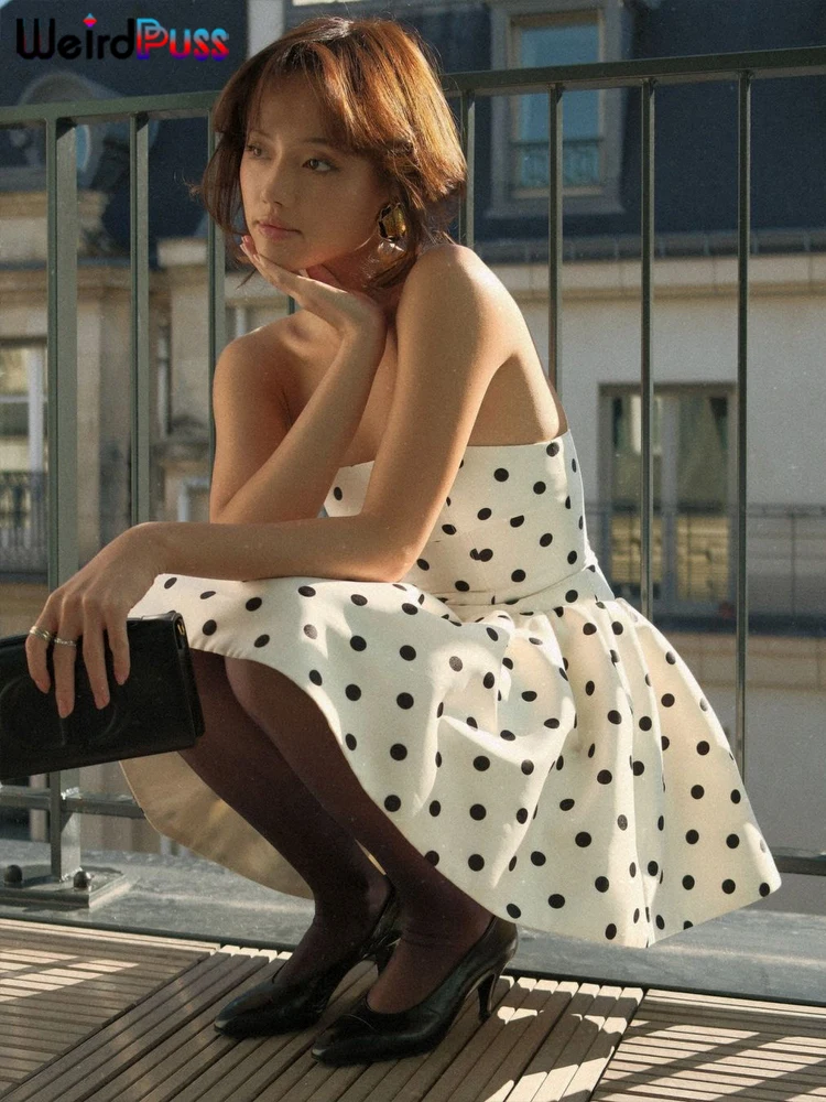 แปลกPuss Dotsพิมพ์ชุดผู้หญิงหน้าอกBacklessโบว์Applique RufflesหลวมHem 2025 Y2kแนวโน้มStreetwear Chic Mini Bodycon