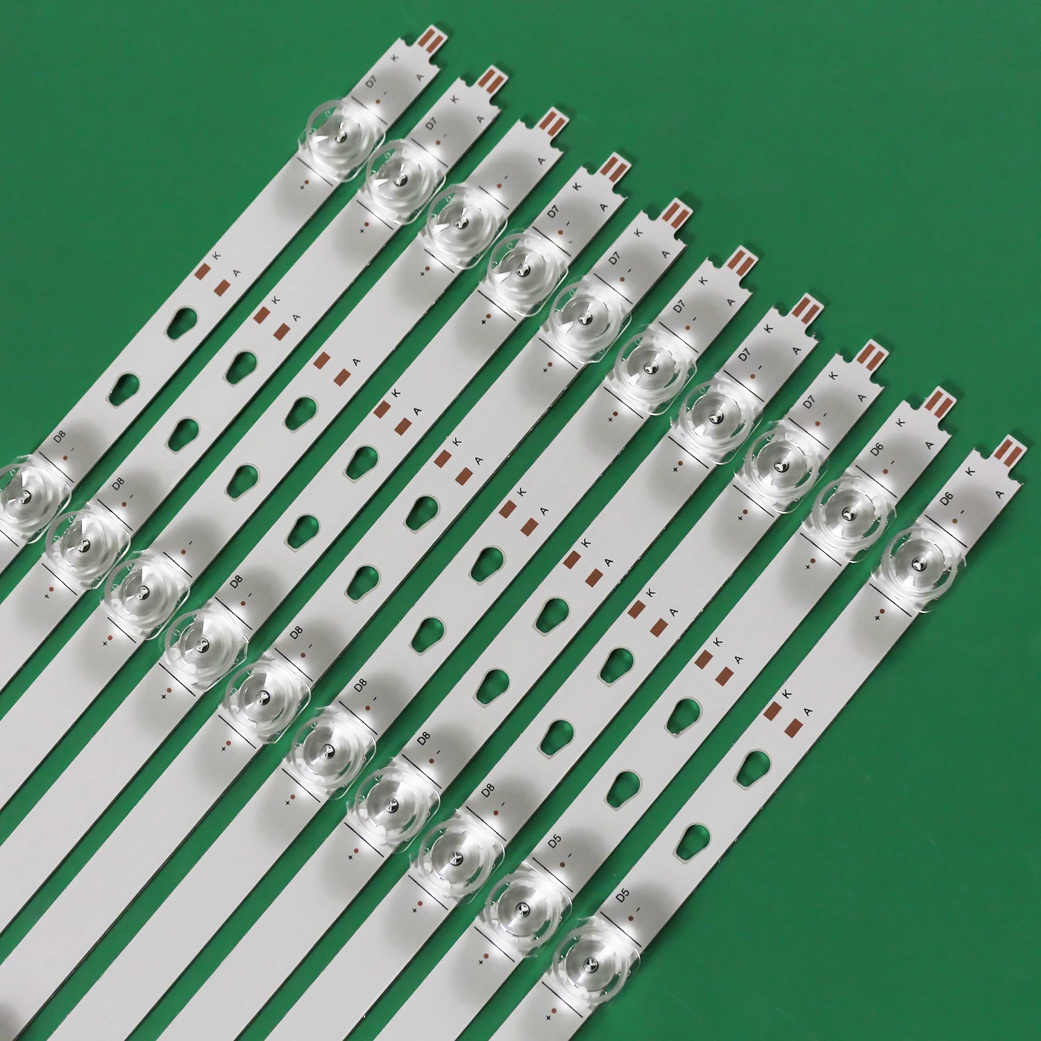 Led Strip LED55D06A…