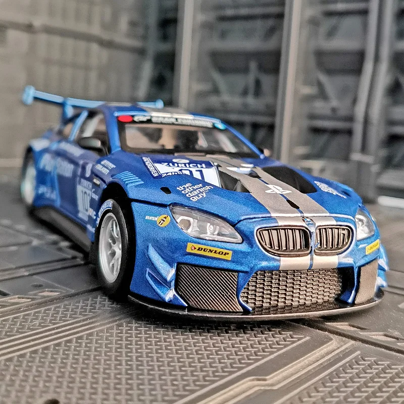 

1:32 BMW M6 GT3 Le Mans Free Wheeling High Sport Racing Car Model Toy Diecast Metal Alloy Miniature Replica Model Car Toys F129