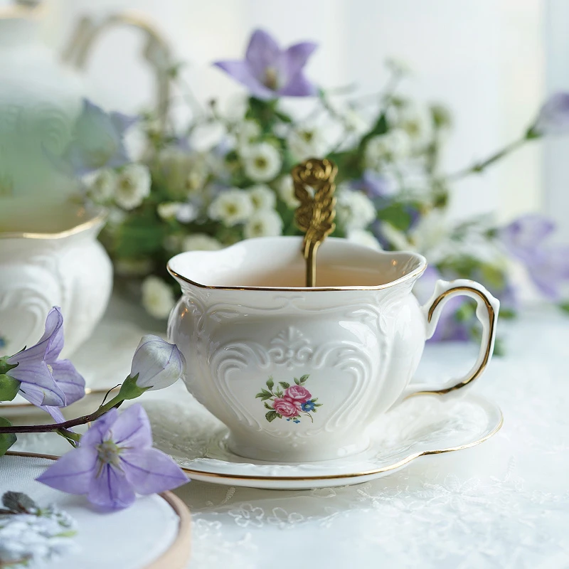 English Teapot Set European Vintage Flower Tea Cup Court Style Ceramics Coffee Cup Saucer Pot Home Exquisite Drinking Utensils