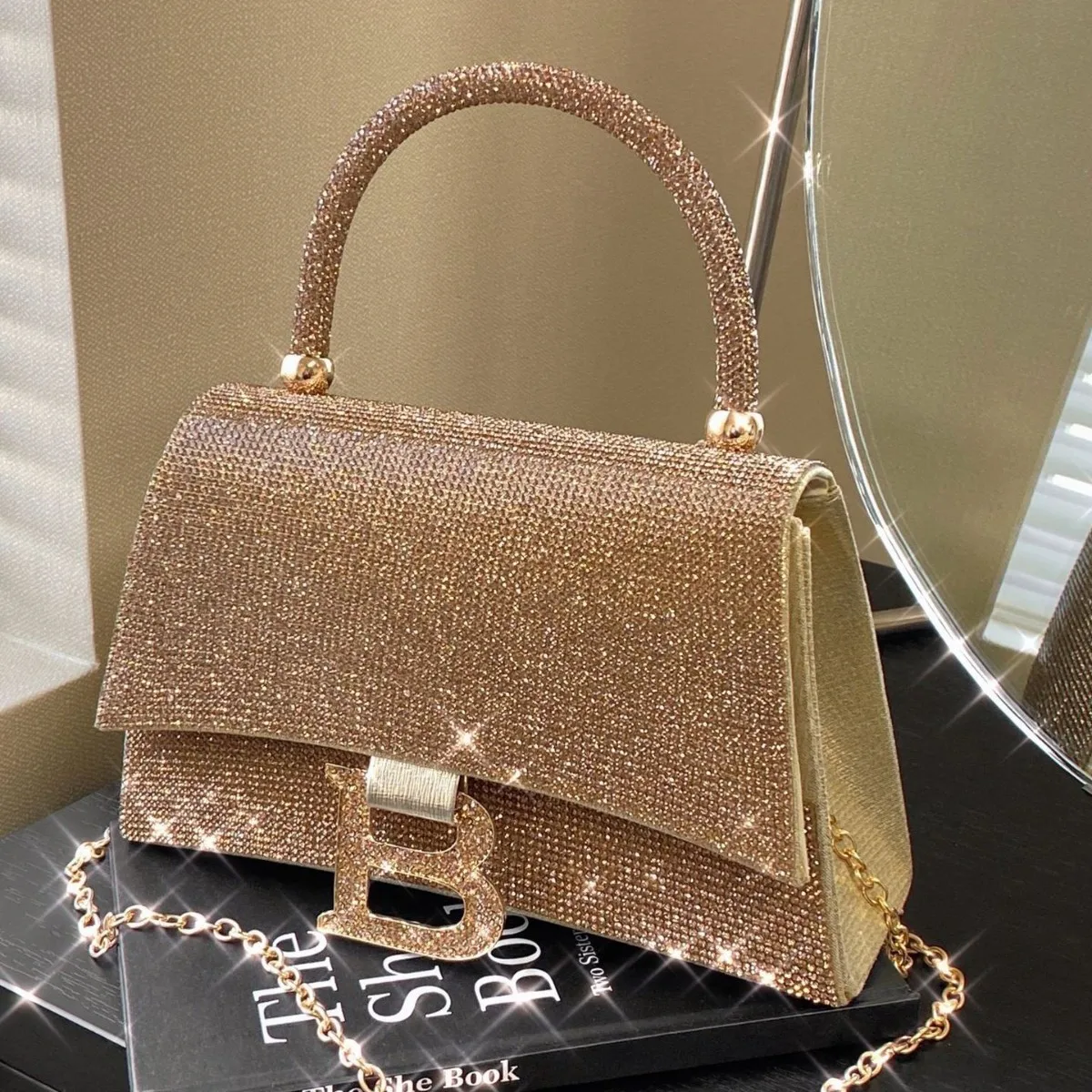 

Trendy Solid Color Crossbody Bag Elegant Leather Tote Women's Vintage Paris Design Minimalist Commuter Messenger Luxury Purse