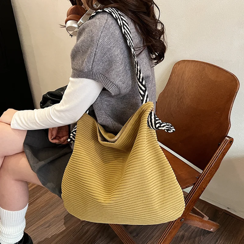

Women's Corduroy Bag Large Capacity Tote Shoulder Bag Female Casual Hobo Bag Commuting Handbag Shopping Bag