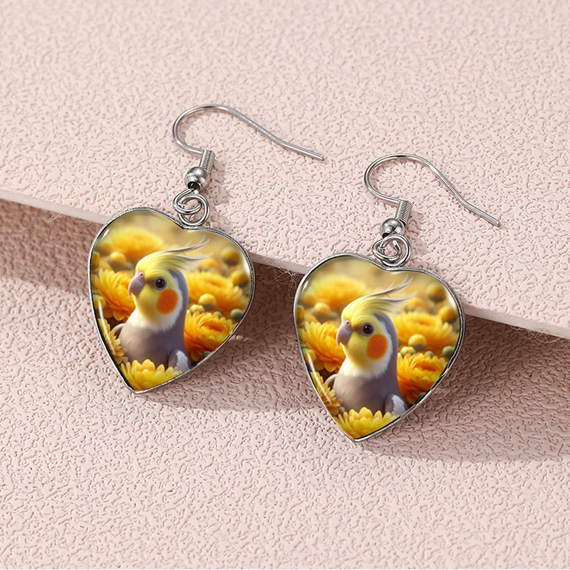 2024 New Cockatiel Bird Dangle Earring Heart Shaped Earrings Handmade Glass Dome Jewelry