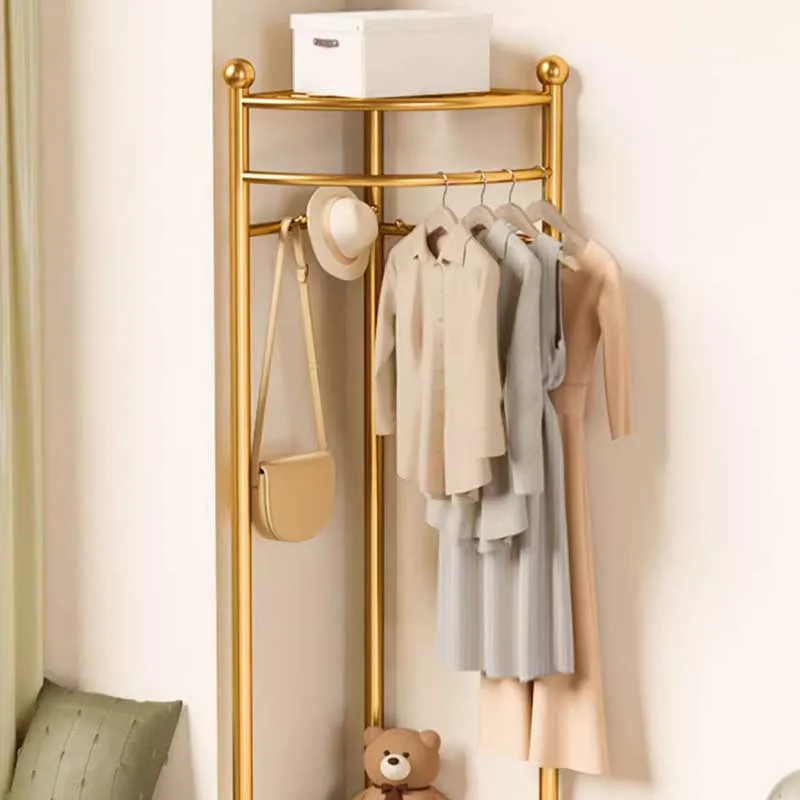 Space Saving Iron Coat Racks Minimalism Italian Light Luxury Coat Racks Metal Hat Iron Tower Garderobe Postmodern Furniture