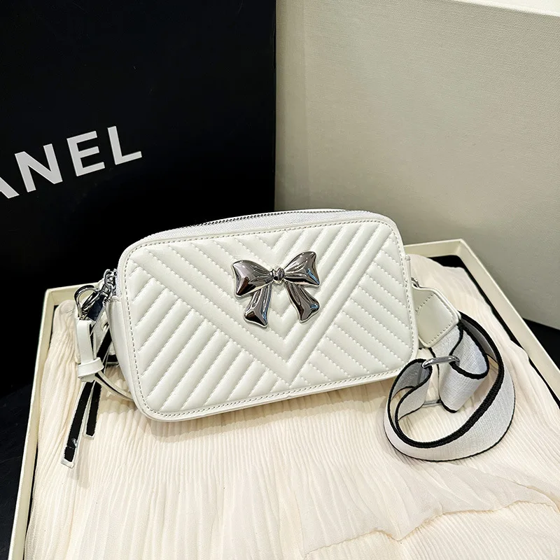 حقيبة كاميرا نسائية عصرية ومتعددة الاستخدامات لعام 2025، حقيبة مربعة صغيرة كاجوال وبسيطة بكتف واحد