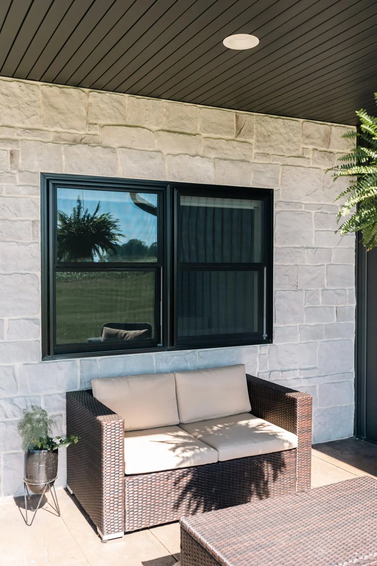 Double Panel Tempered Glass Low E Single Hung Windows French Style Double Hung Windows Energy-efficient Vertical Sliding Window