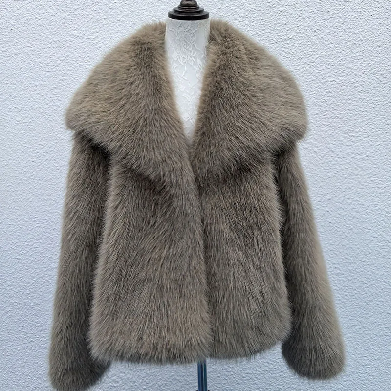 2025 New Winter Women's Fur Coat Fashion Temperament Warm Splicing Lapel Women Fur Coat Fur & Faux Fur Feminine Elegance H326