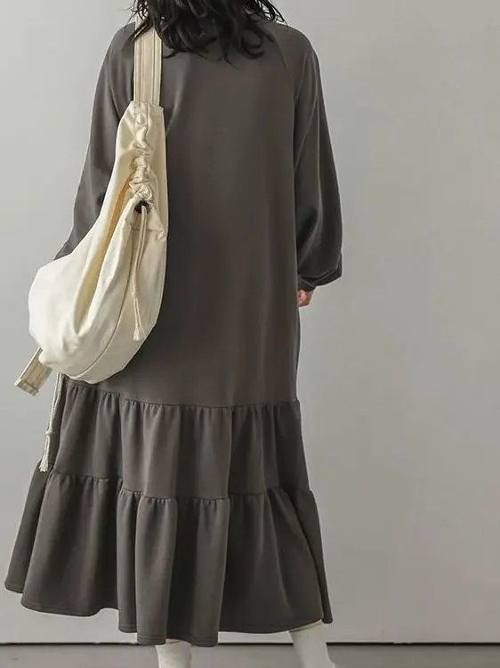 Autumn Winter plus Size Loose Fleece Long Sleeve Dress with Patchwork And Lace Hem A-Line Sweatshirt Dress Casual Style