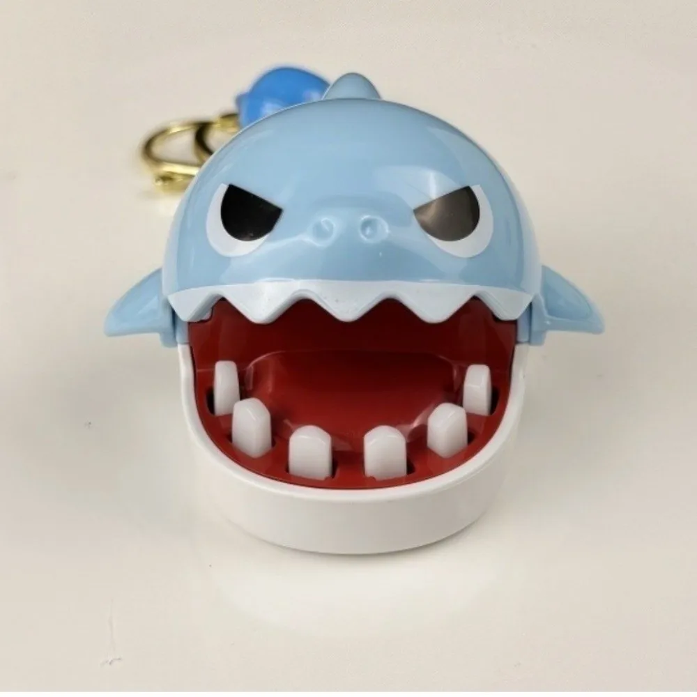 Cute Cartoon Shark Keychain Various Colors Biteable Shark Keyring Creative Small Finger-Biting Keychain Spend Time Together
