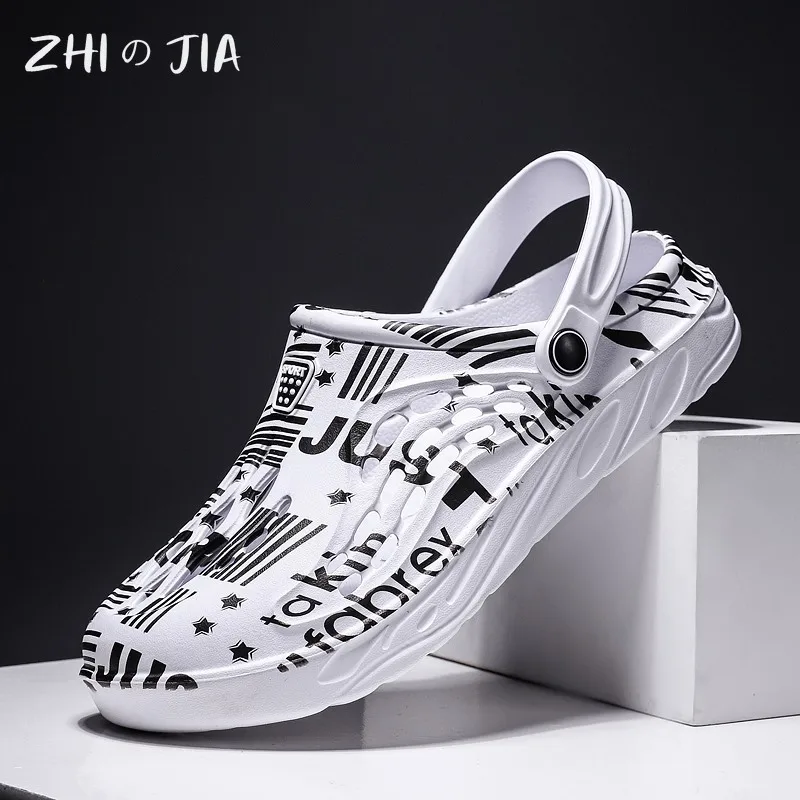 

Summer Large Size Hole Shoes EVA Lightweight and Comfortable Water Beach Sandals Men Outdoor Fashion Trend Slippers 36-49