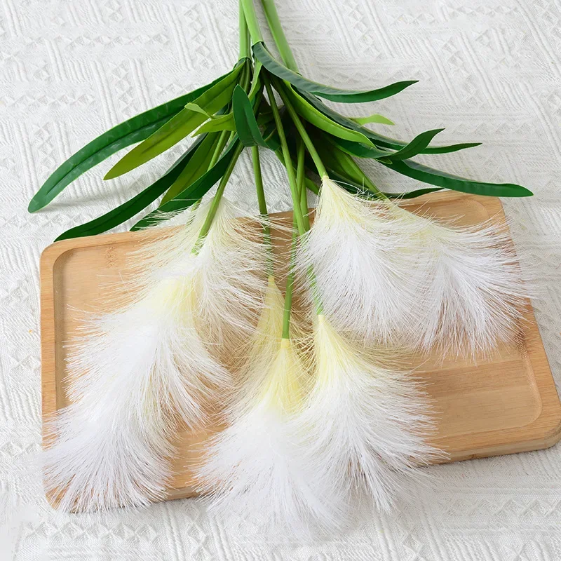 

Simulated reed artificial flowers, home furnishings, indoor spaces, vines, potted plants, wedding photography props, holiday dec