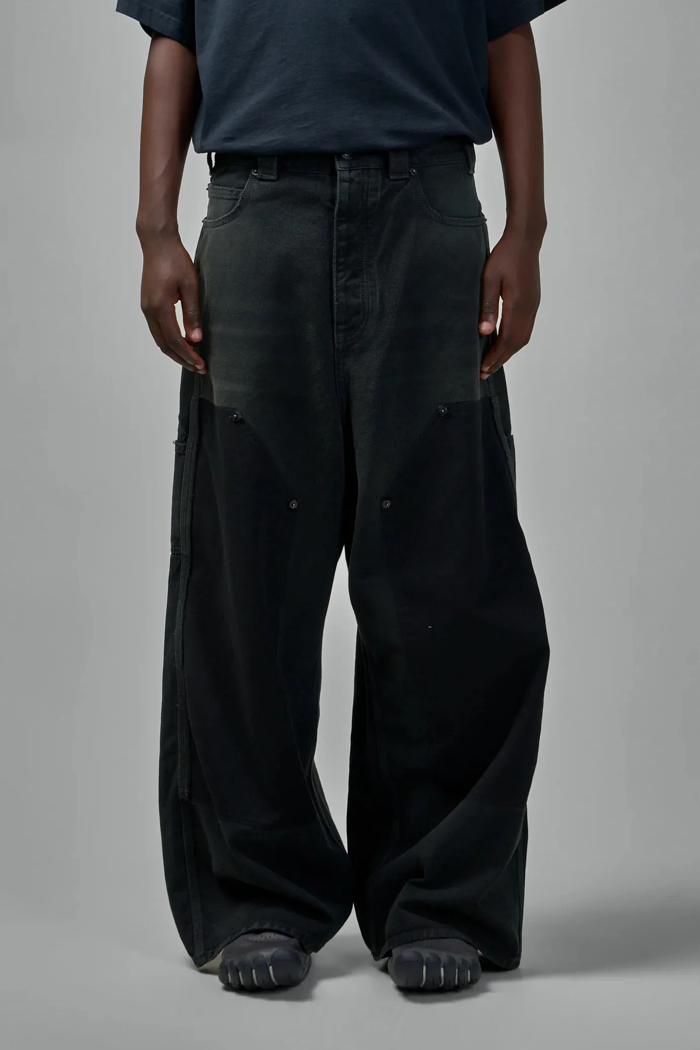 

Джинсы BMC в стиле карго с эффектом потертости, с декоративной строчкой, для работы и активного отдыха