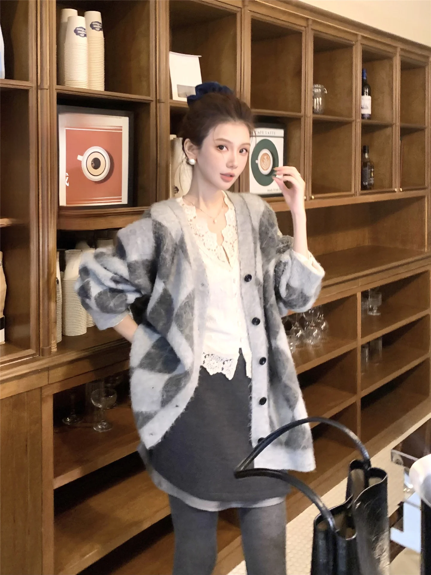 

Ретро-кардиган женский свободного кроя, вязаный, шерстяной, осенне-зимний, теплый, пушистый, из смесовой ткани (полиэстер, нейлон, хлопок, спандекс), с длинными рукавами