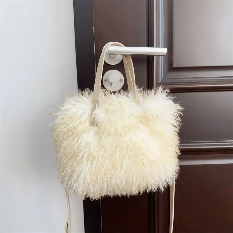 Soft Plush Ladies Furry Shoulder Bags Winter Faux Fur Female Messenger Bag Imitation Wool Women\'s Fluffy Tote Clutch Handbags