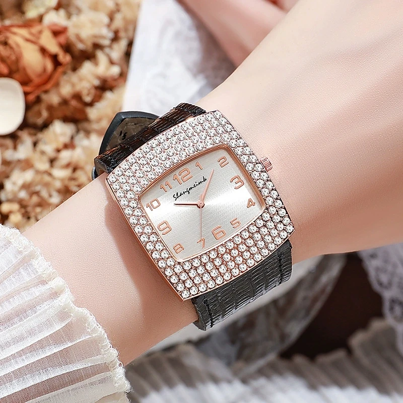 

Fashion Big Square Woman Quartz Wristwatches Students Leather Business Crystal Luxury Quartz Watch Gifts Reloj Mujer