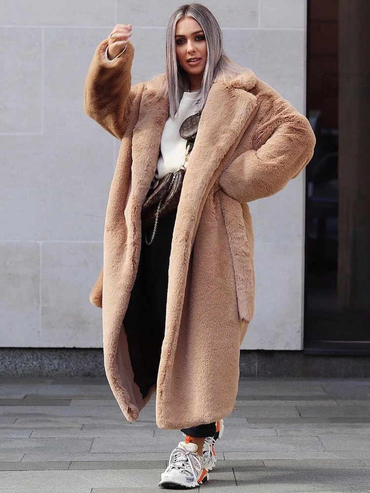 Warme Dicke Frauen Winter Pelzmantel Mode Streetwear Spitze Up Drehen Unten Kragen Langen Mantel Vintage Dame Faux Nerz Pelz Oberbekleidung