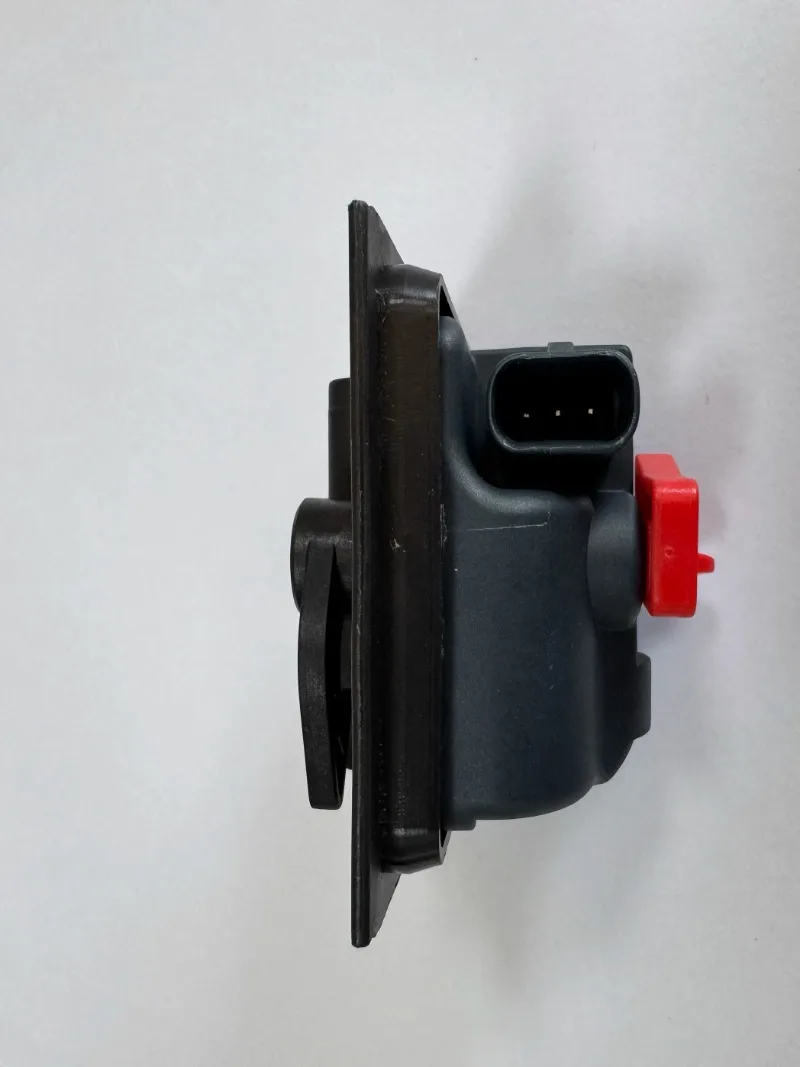 สําหรับ Mercedes Benz GLC260 C180 C200 E260 E300 ต่ําอุณหภูมิปิดวาล์วน้ําหล่อเย็นท่อ TEE Joint 1pcs