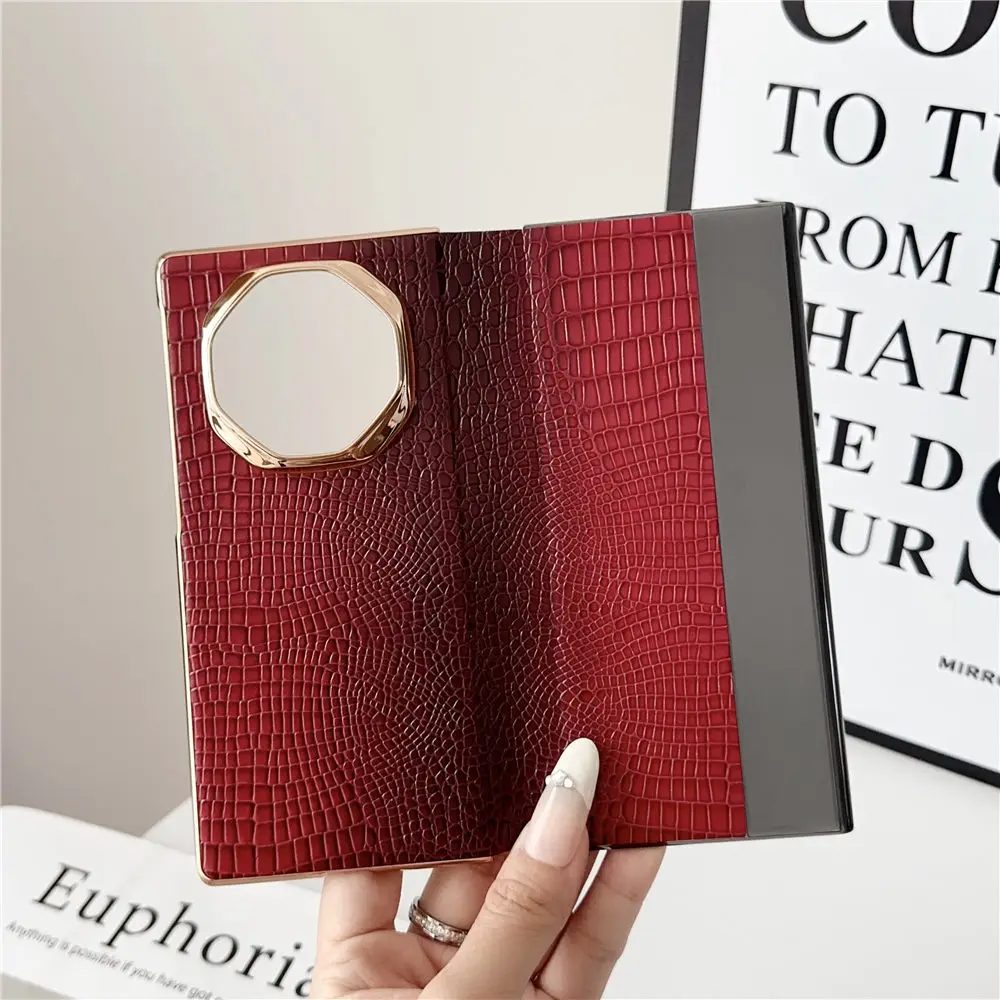 

Premium Natural Cowhide Leather Hinge Case for Huawei Mate XT Crocodile Business Cover