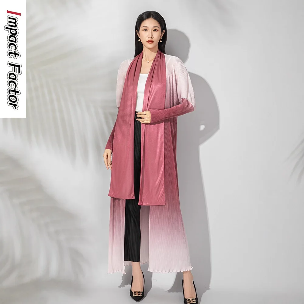 

Miyake High-end Pleated Long Trench Coat Women's Fashion Temperament Loose Printing Gradual Change Color Scarf Collar Long Coat