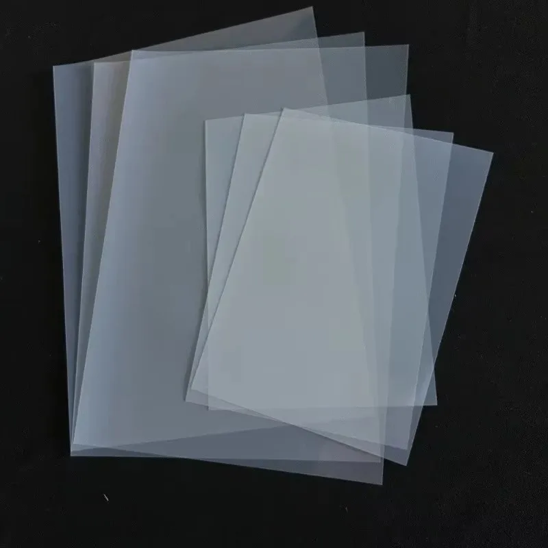Transparent Mica Sheet, AFM SEM Natural Mica Flake, High Purity Thin Mica Substrate for Microscopy, Analysis & Laboratory Use