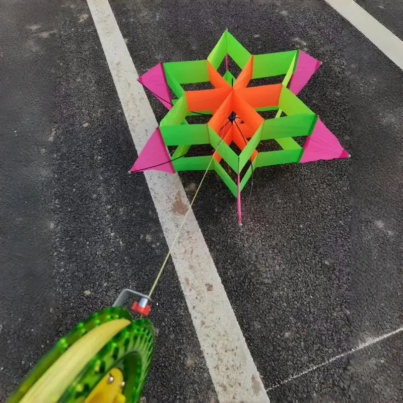 Travel-friendly 3D Plum Blossom Style Kite for Kids & Adults, Ideal for Beach, Park, Picnic, Easy to Fly, 1 Piece Outdoor Toy