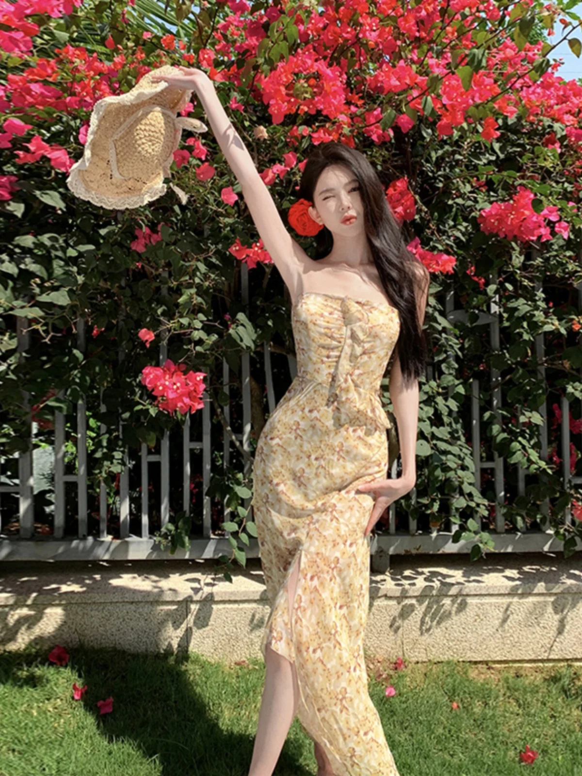 노란색 플로럴 프린트 롱 스커트 맥시 드레스 비치 바캉스 비치웨어 랩 체스트 디자인 원숄더 슬림 가운