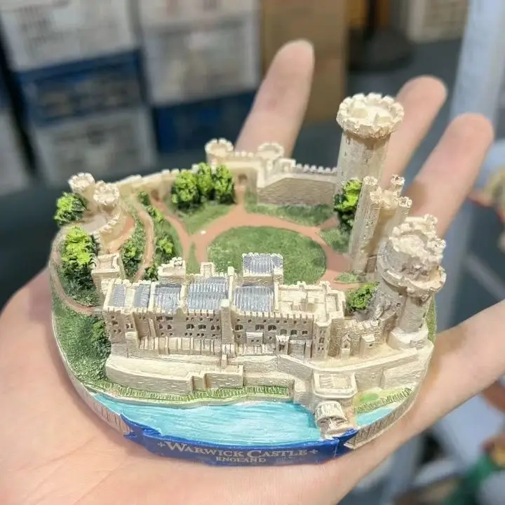 Resin Figure Mental Psychological Sand Table Game Box Court Therapy Bulding Warwick Castle England