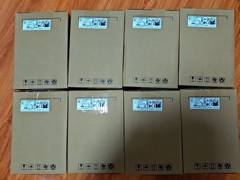 Daznio Keitiklis C2000 De-lta onduleur VFD022C23A VFD022C43A 220V triphasé tension nominale contrôle vectoriel offre spéciale