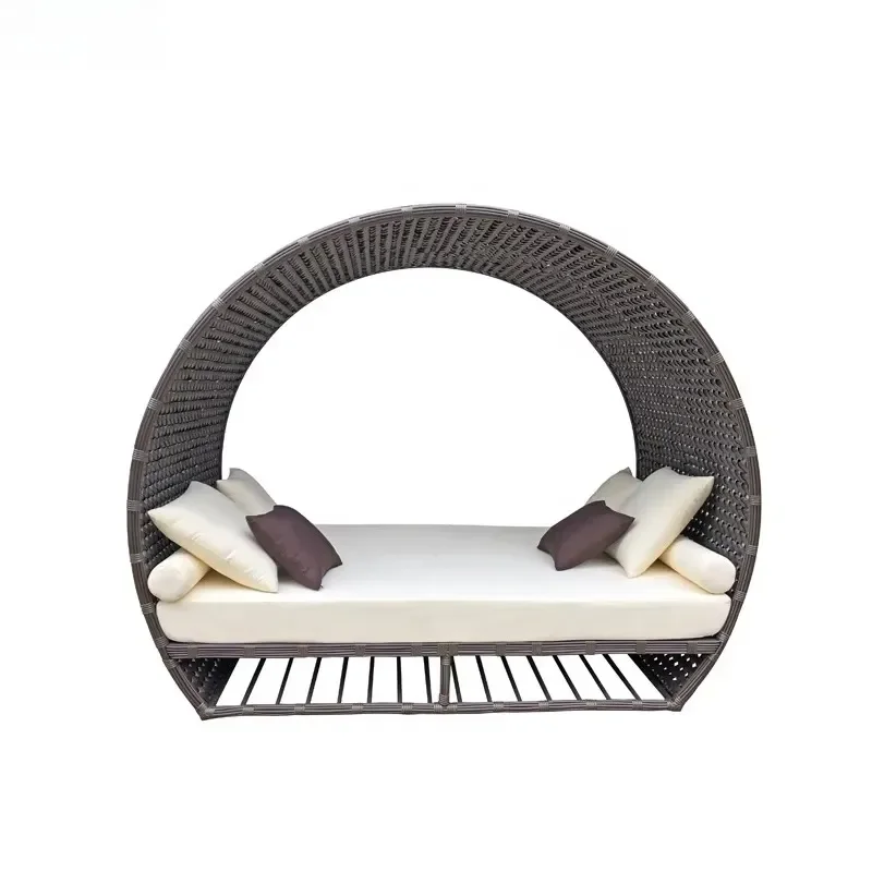 Modern Outdoor Furniture Patio Garden Rattan Wicker with Round Shape Daybed Sun Lounger Hotel Outdoor Furniture Waterproof