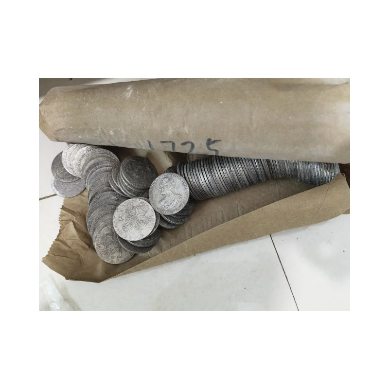 نسخة طبق الأصل من روبل الإمبراطورية الروسية 1725 - عملة كاثرين I "Mourning" من روبل #3