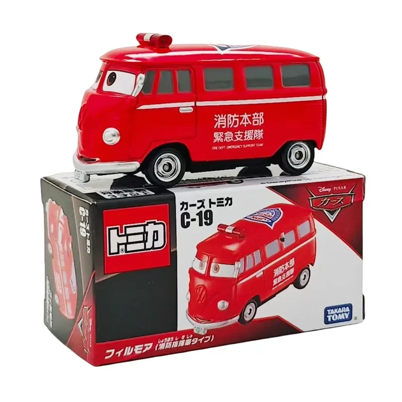 TAKARA TOMY 1:55 Disney Pixar Cars Cave Lightning McQueen Mater Hudson bomberos aleación Diecast coche juguete para regalo de juguete para niños