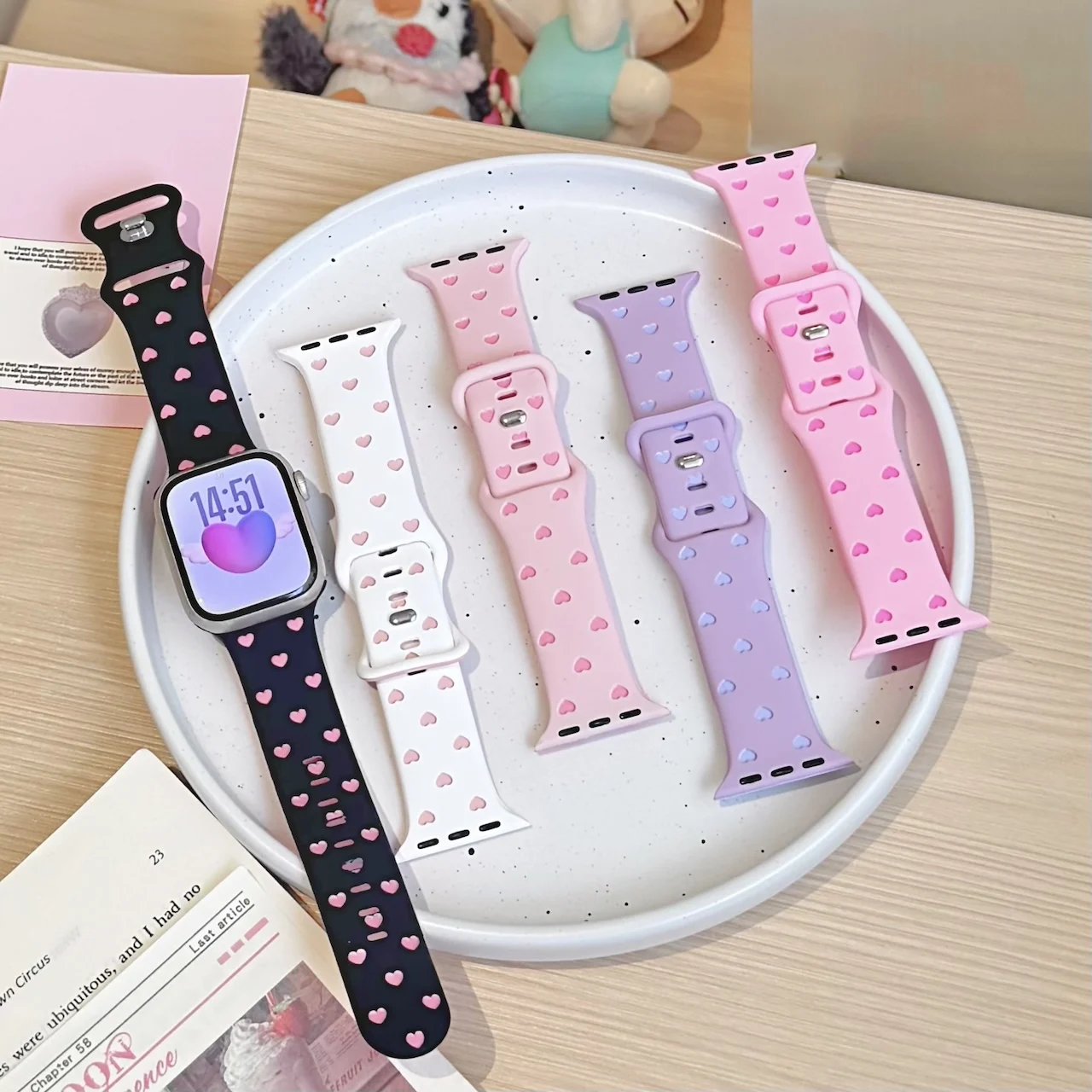 Love Heart Cutout Band For Soft Silicone Watch Strap For Apple Watch Ultra Series SE 11 10 9 8 7 Multi Color Casual Wristband