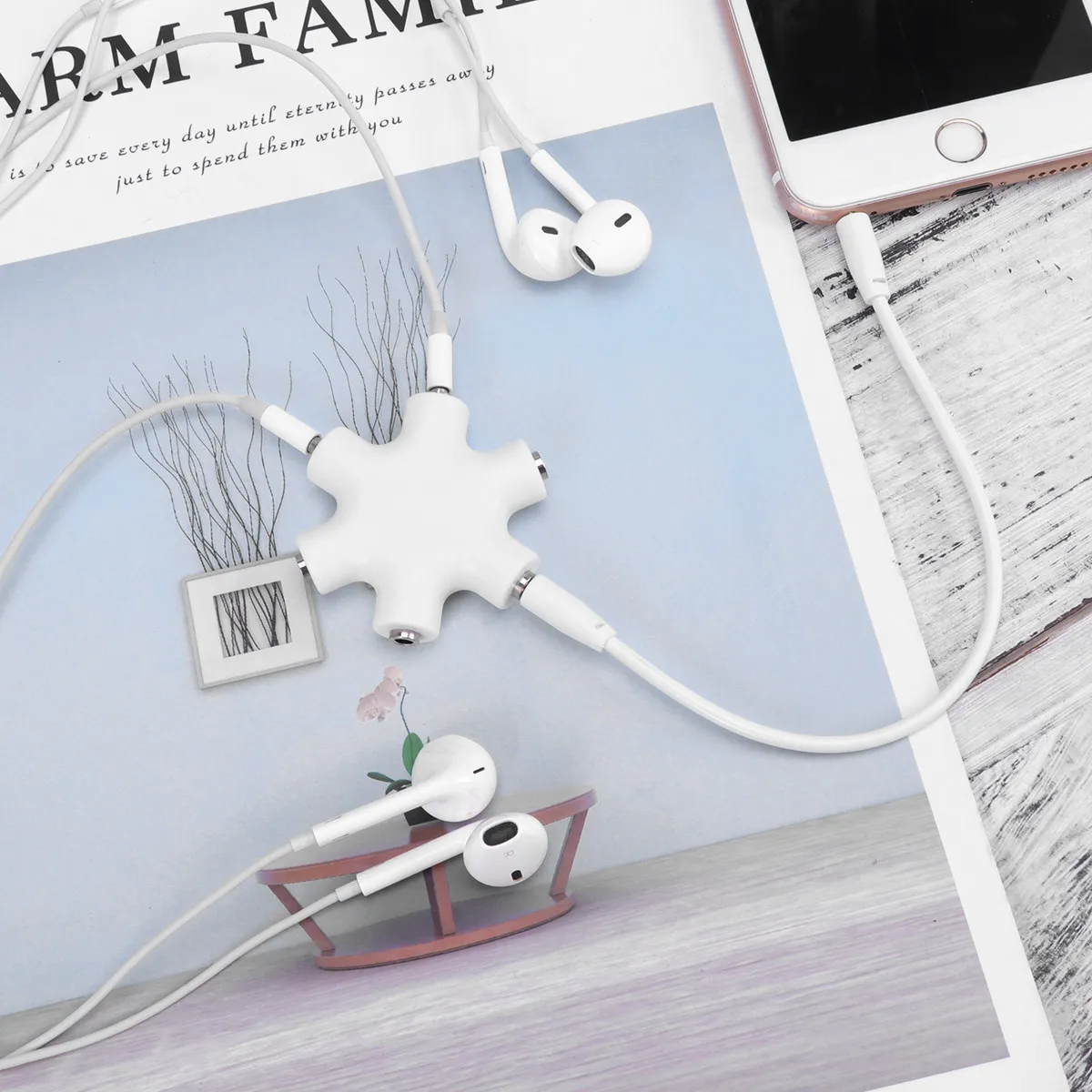 Hexangular Headphone Jack Splitter 5 Way 6 Port Female Audio Connector Adapter White for Phone Music Player Pc Earphone