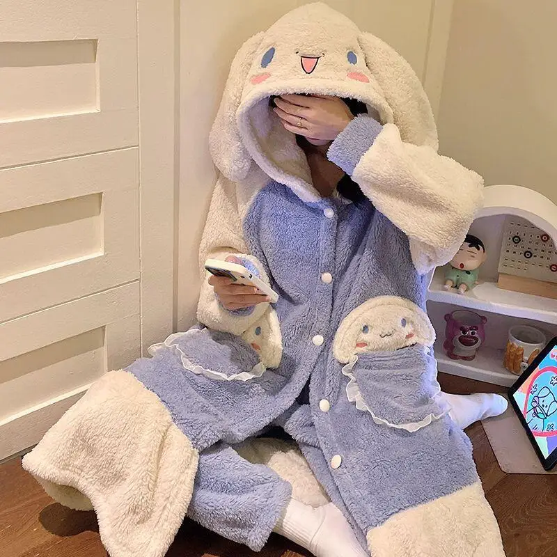 

Sanrio Cinnamoroll коралловый бархатный пижамный халат, зимний бархатный утолщенный фланелевой комплект спального платья средней длины с капюшоном, домашняя одежда